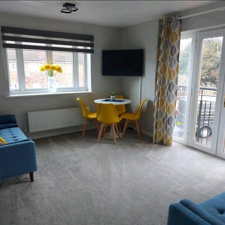 2 Bedroom Apartment Exhall Eksteriør billede