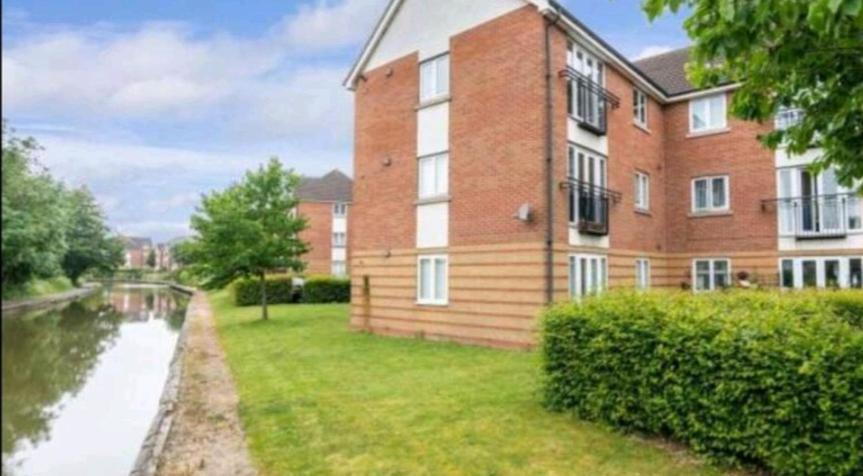 2 Bedroom Apartment Exhall Eksteriør billede